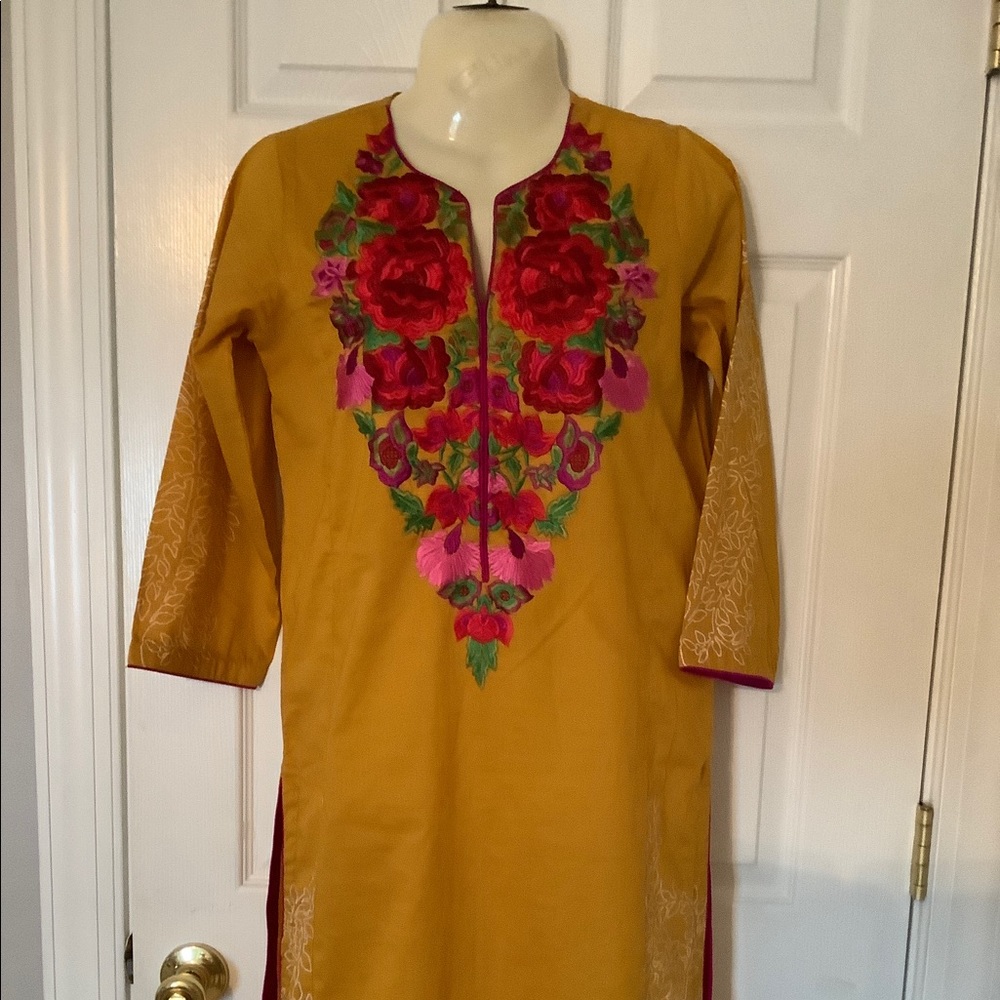 Pakistani designer Sana safinaz